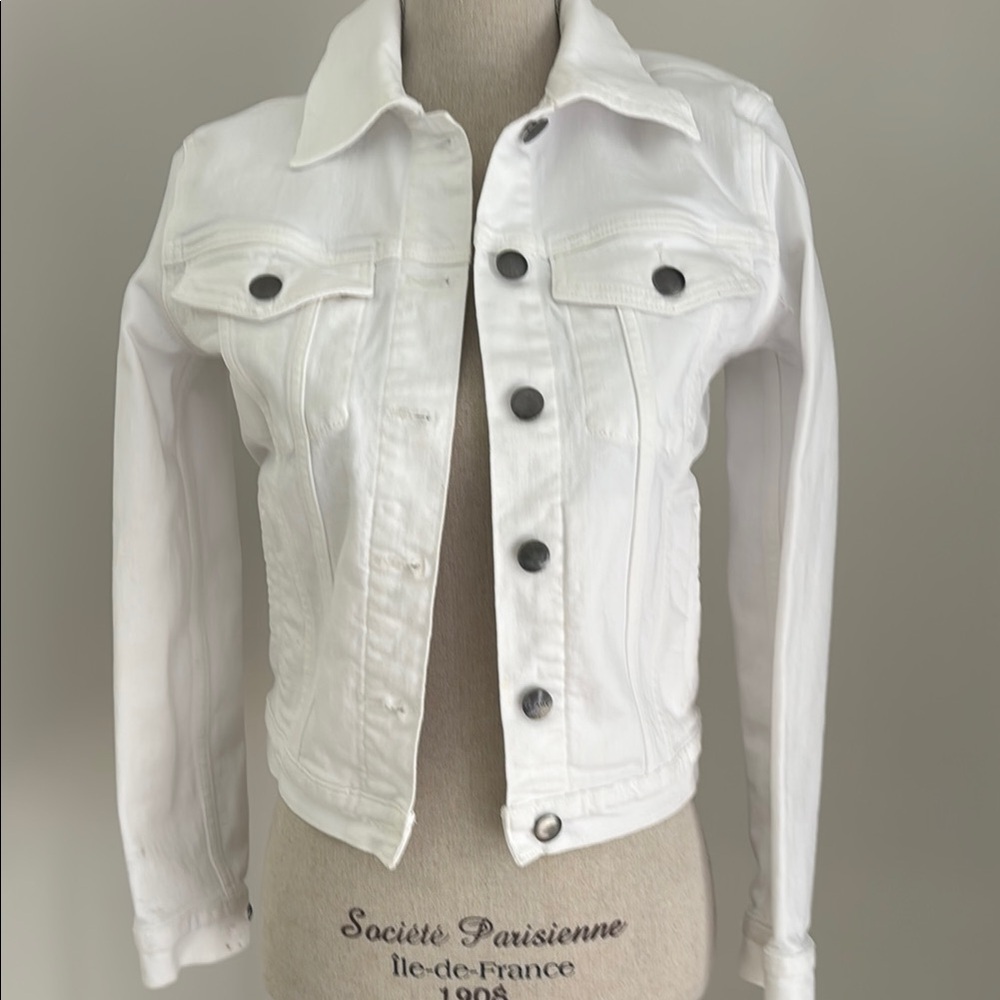 Frame Denim White Jean Jacket Classic Style